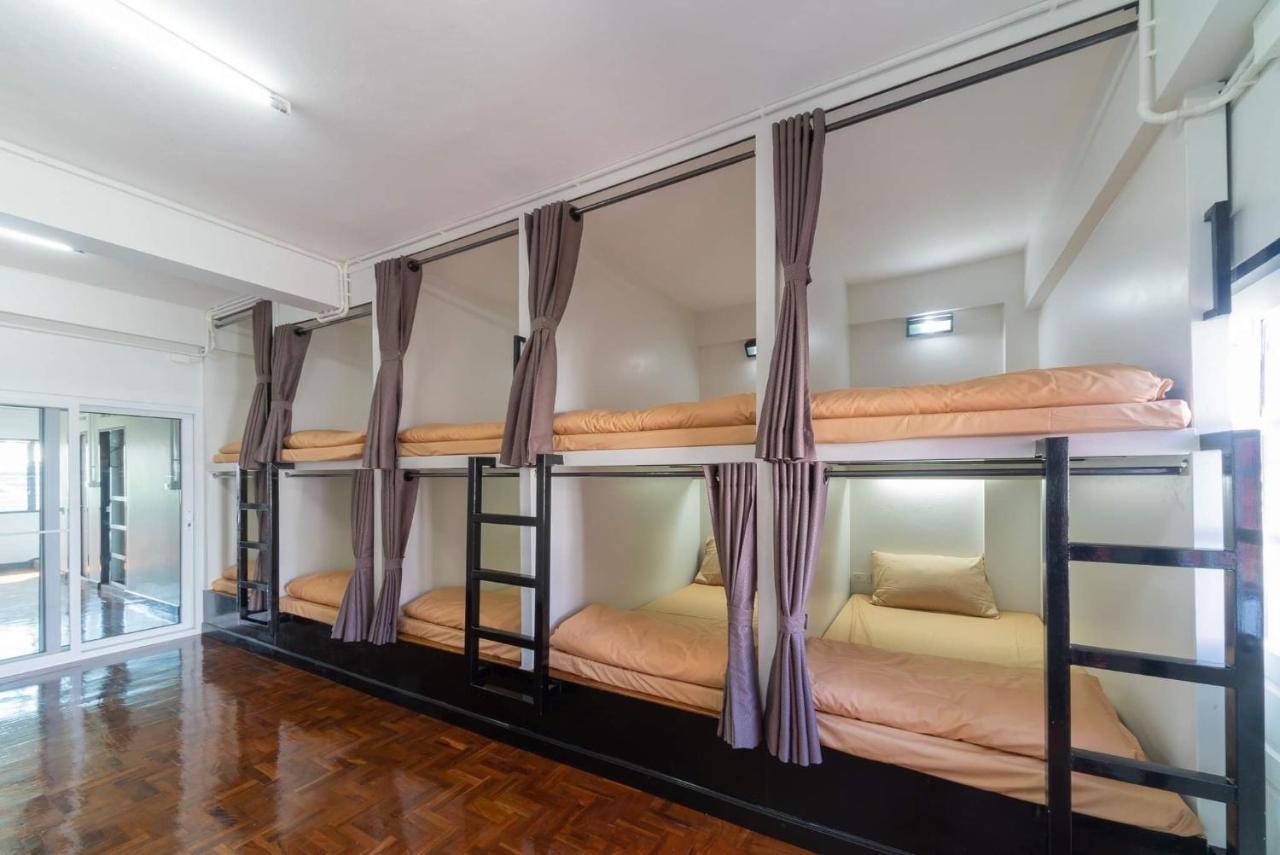 Saiyud Hostel Mae Hong Son Esterno foto